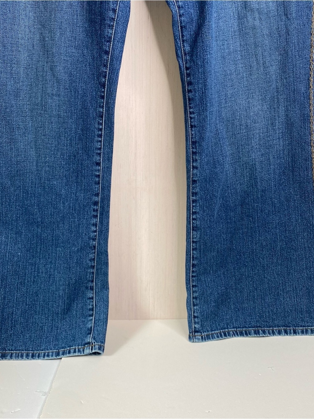 Lauren Jean Co by Ralph Lauren Embroidered Medium Wash Boot Cut Jeans Size 16 - Picture 4 of 13